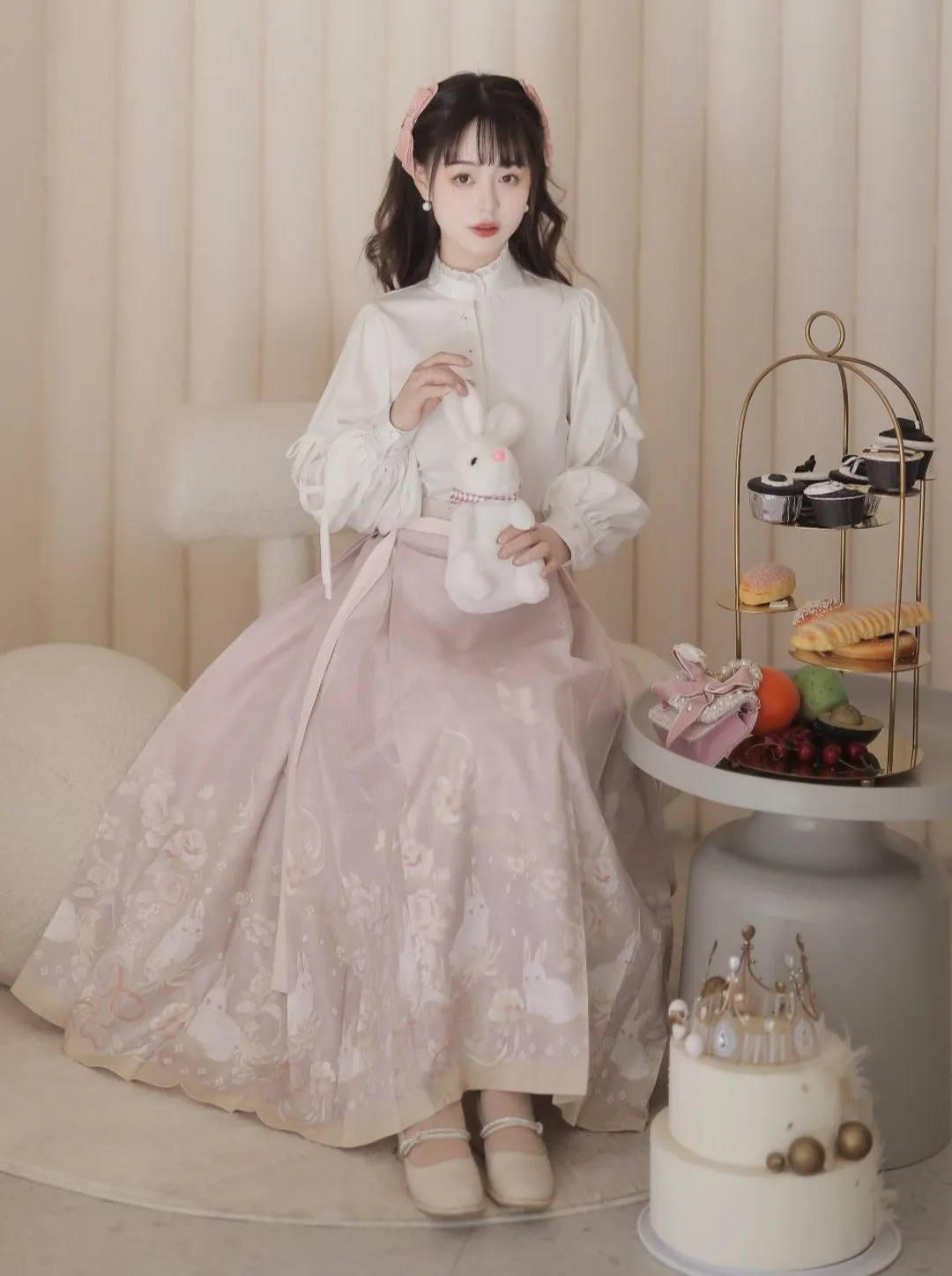 Blouse Sweet Neck Ruffle   Rabbit China Skirt