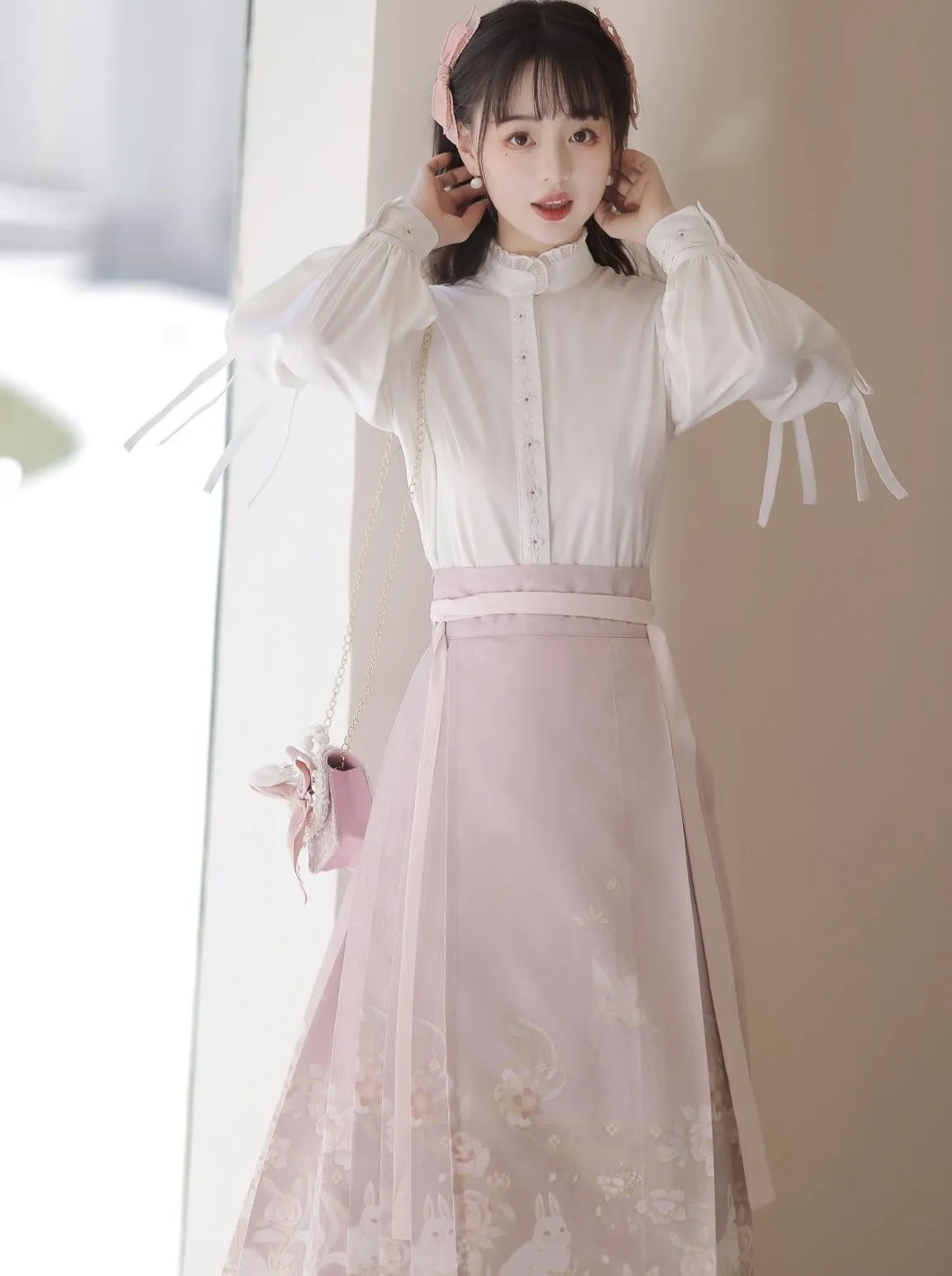 Blouse Sweet Neck Ruffle   Rabbit China Skirt