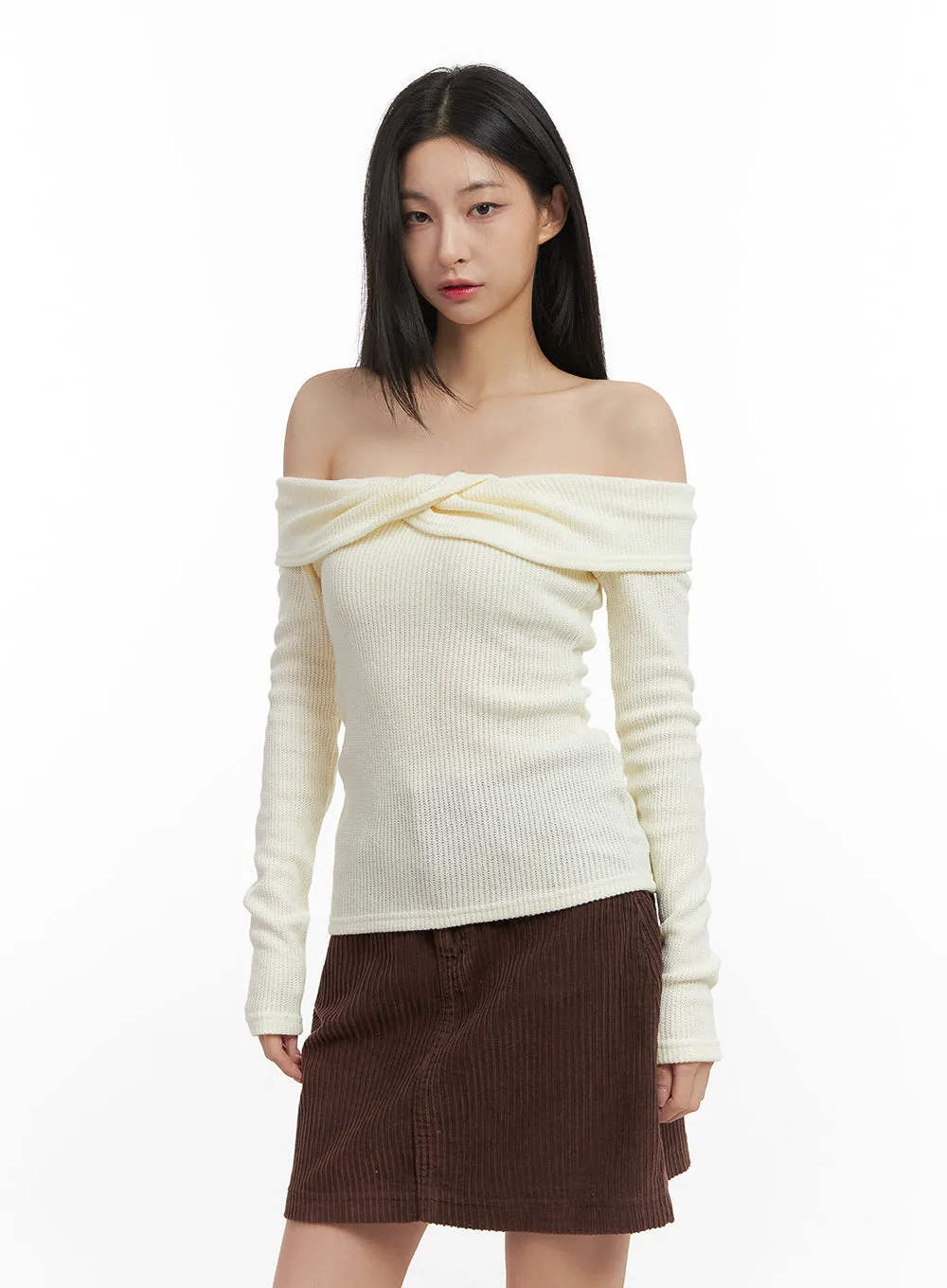 Twist Off-Shoulder Top CN426