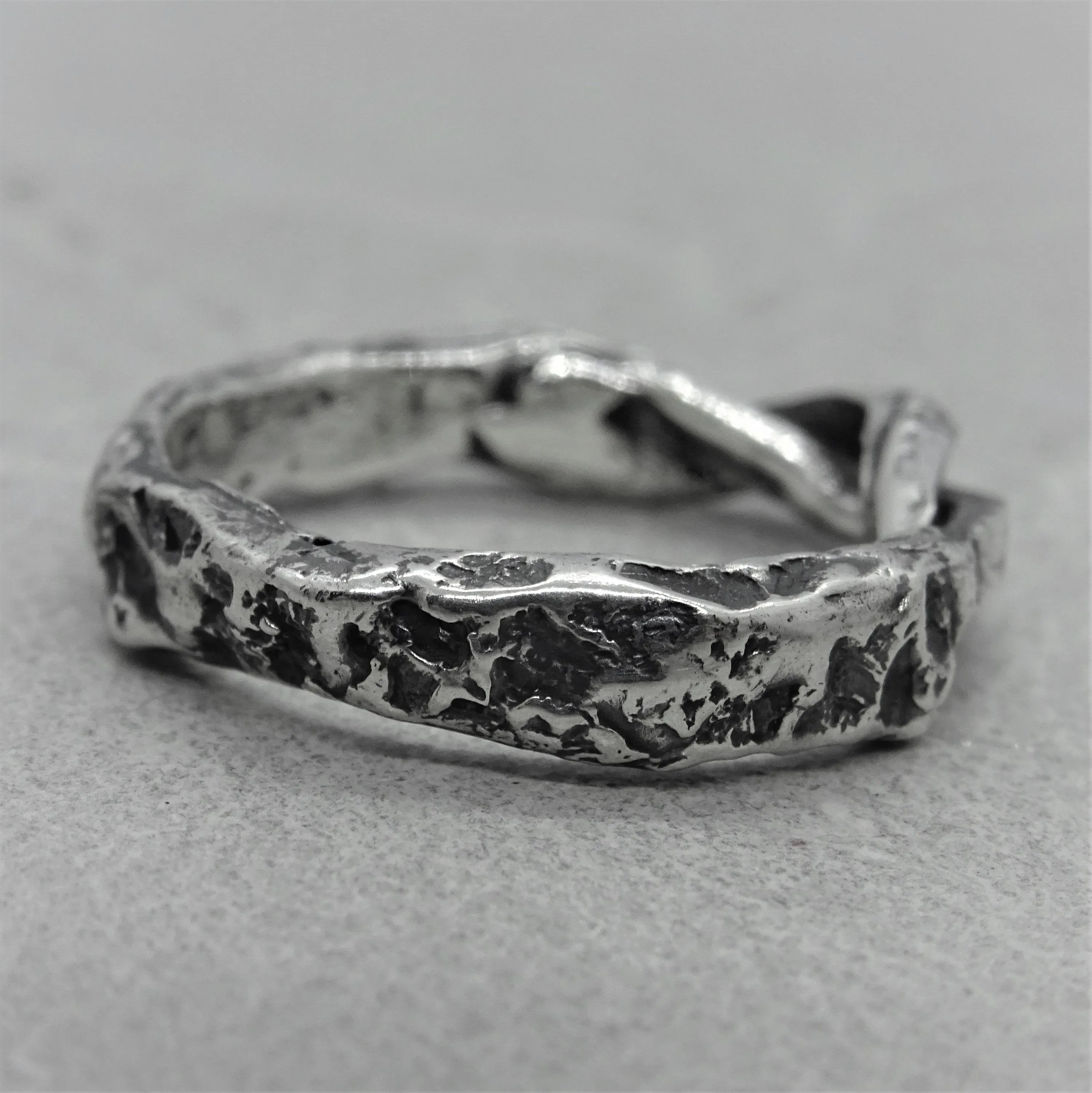Twist ring