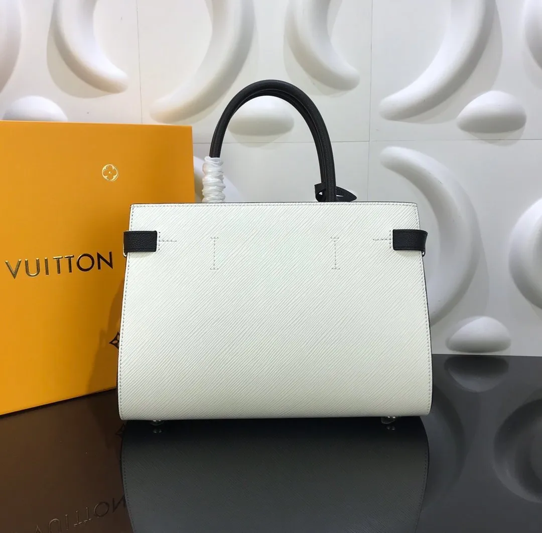 Twist Tote