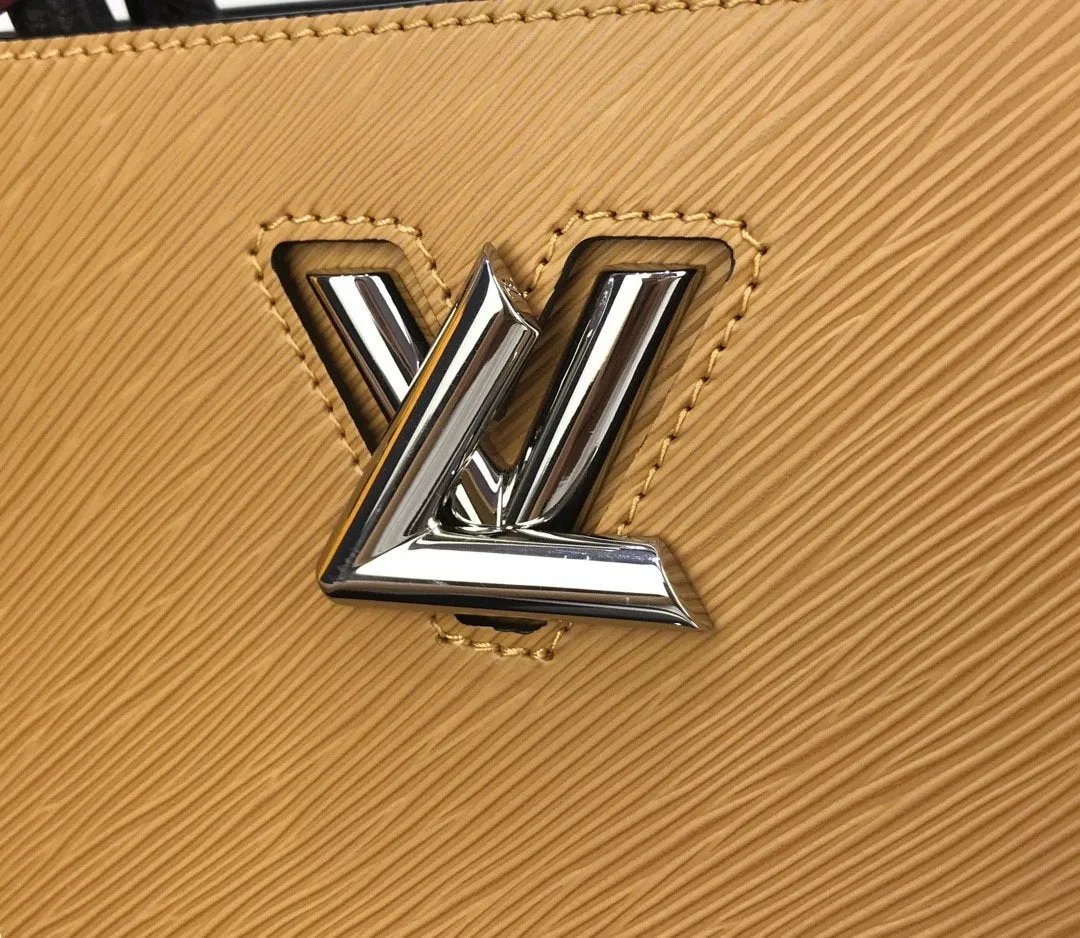 Twist Tote