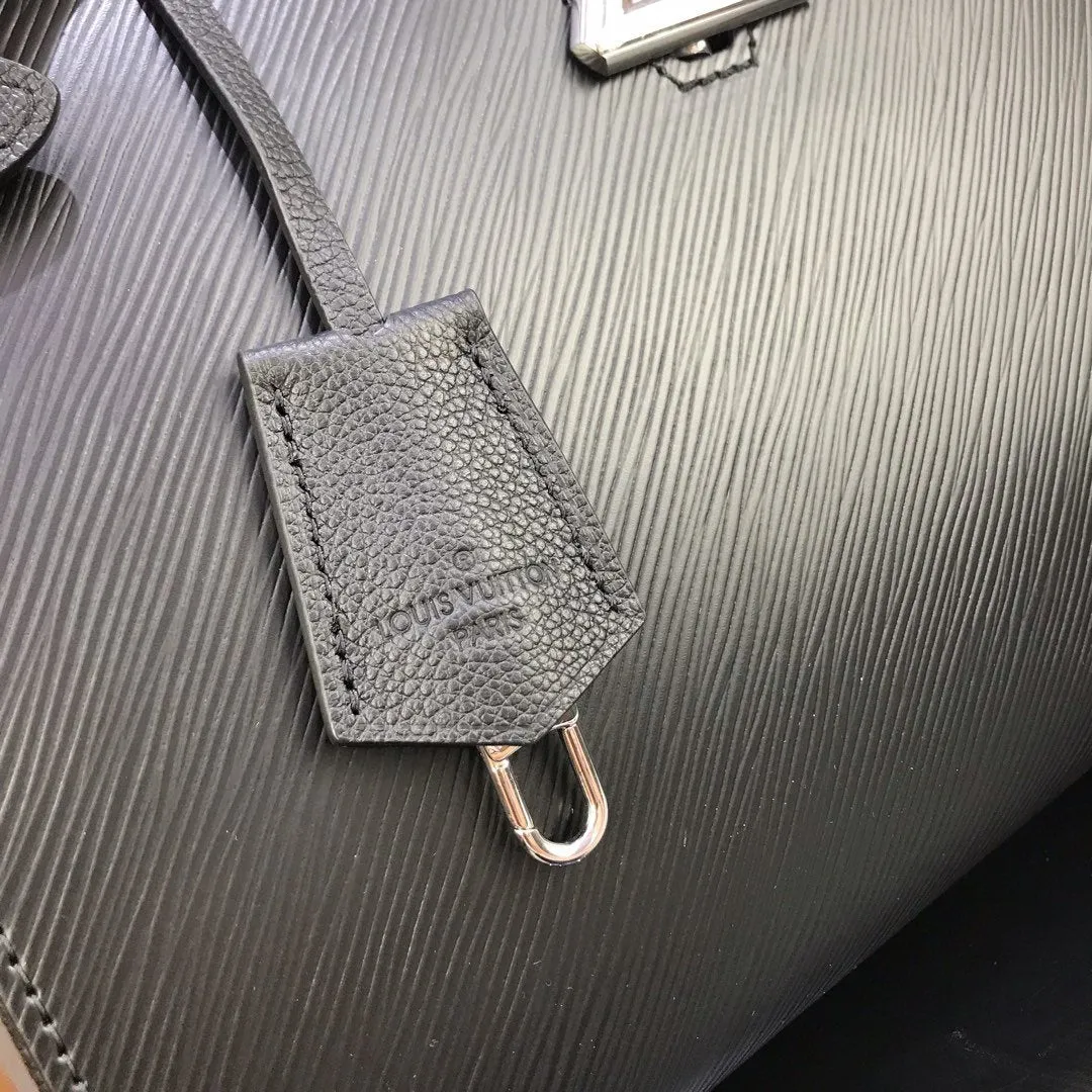 Twist Tote