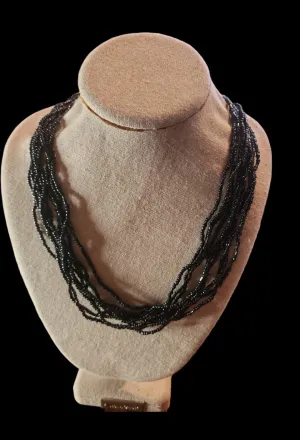 Women's Elegant Black Seed Beaded Necklace